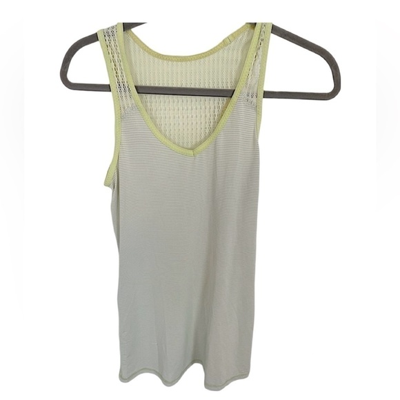 LULULEMON top size 4 - Picture 1 of 8